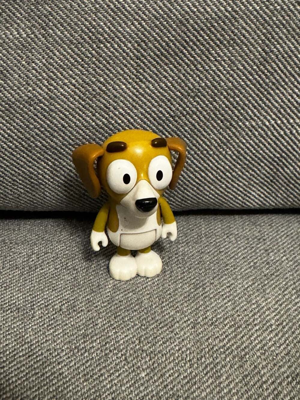 Bluey Honey Beagle Toy Action Figure Moose Toys